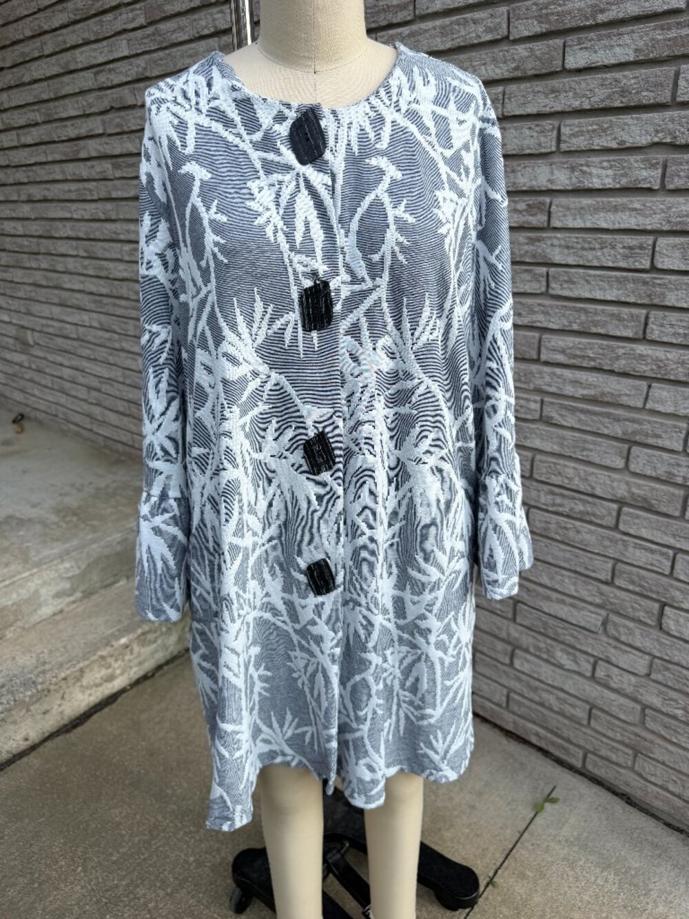 Shannon Passero Bamboo Knit Longline Jacket Grey White Foliage Cardigan M EUC